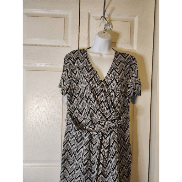 Women's Talbots Dress XL Black & White - Picture 2 of 5